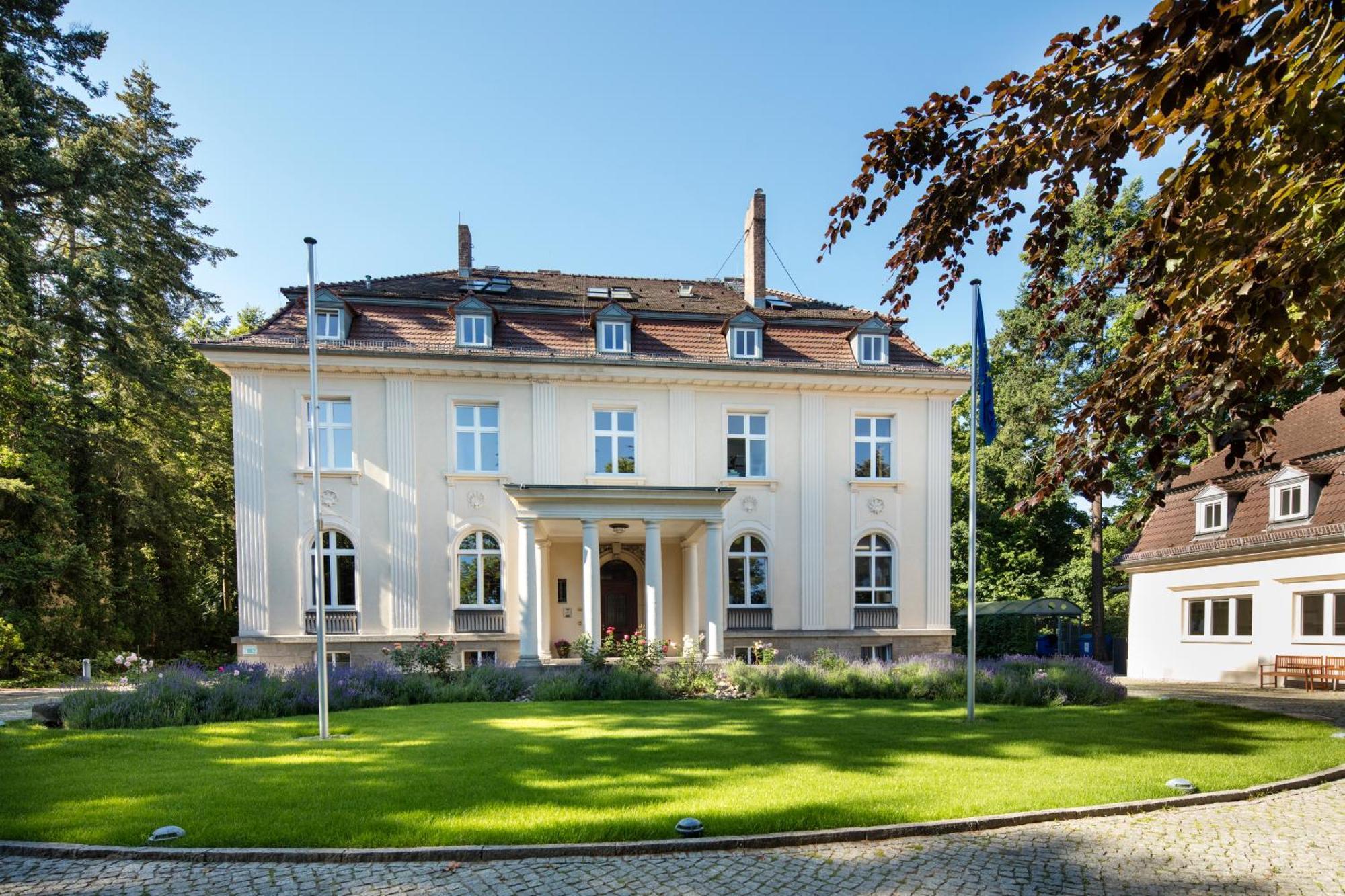 Europaeische Akademie Berlin Hotel Екстериор снимка