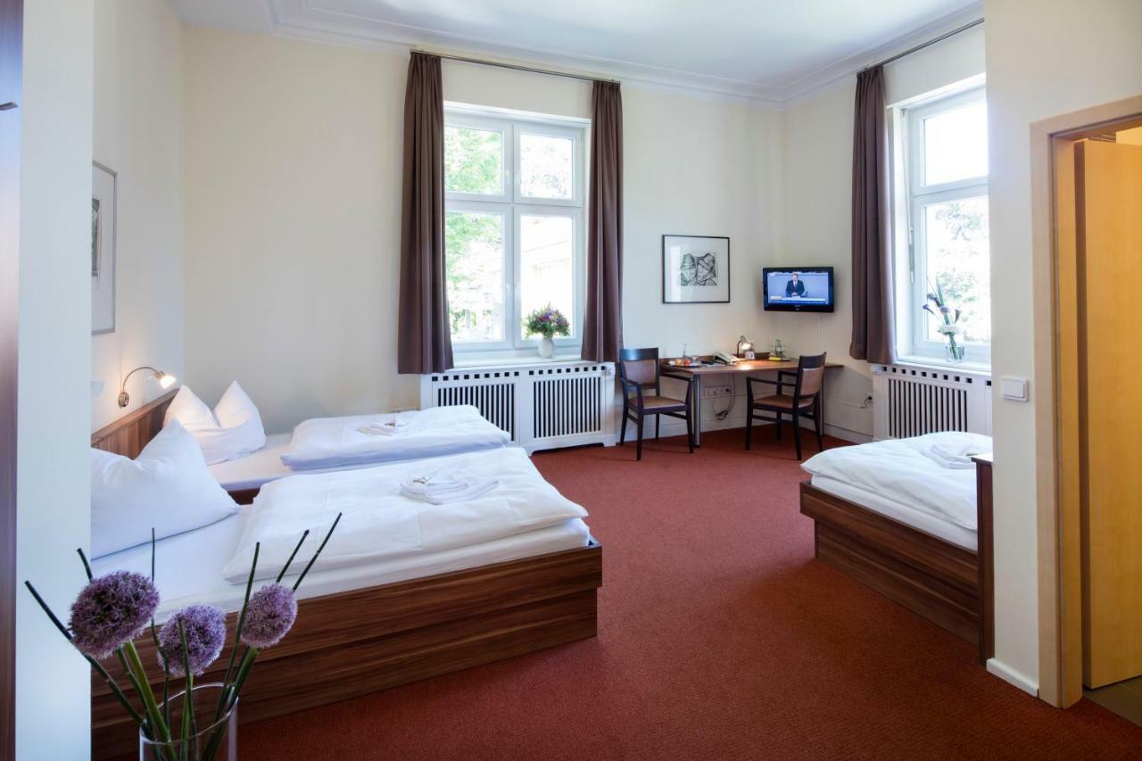 Europaeische Akademie Berlin Hotel Екстериор снимка
